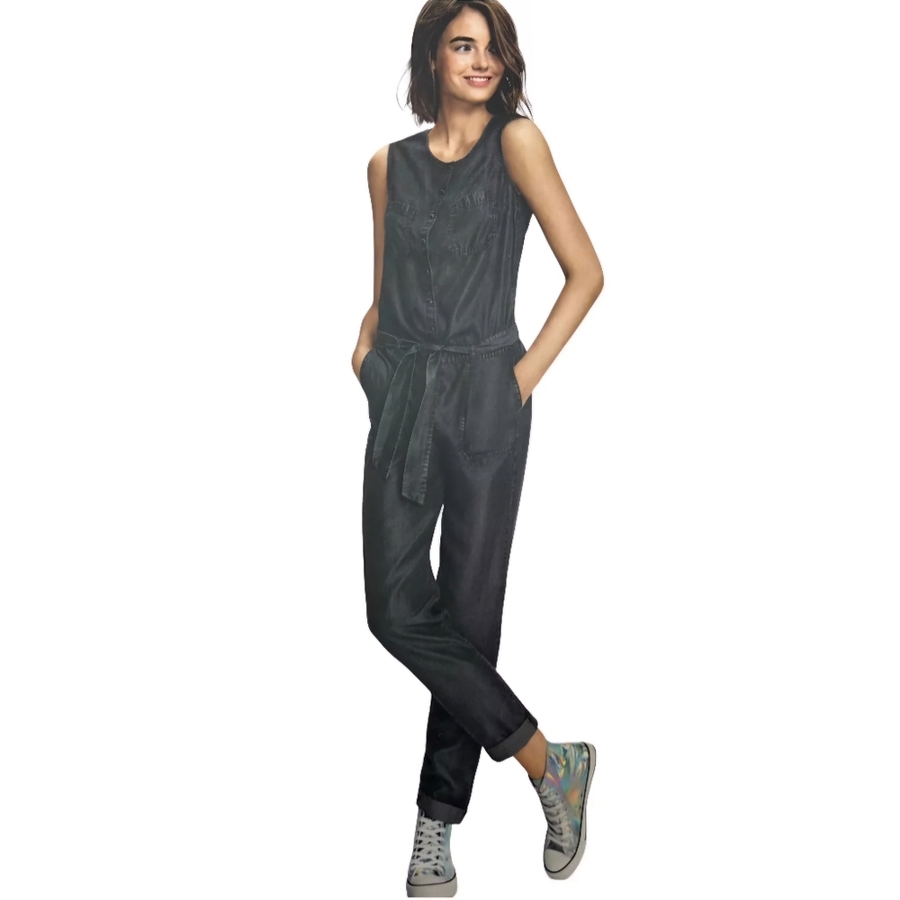 Love Ryan Los Angeles Women’s Navy Light Denim Sleeveless Jumpsuit